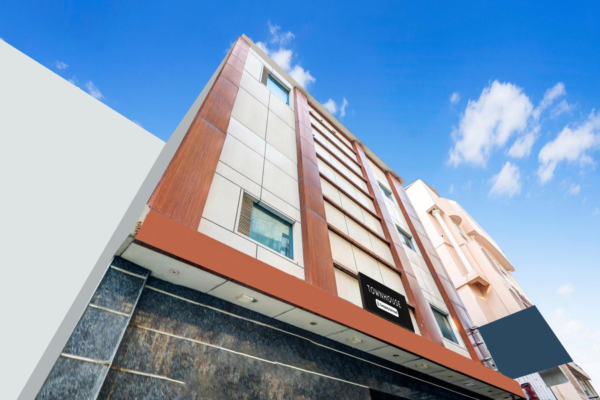 Super Townhouse Arakashan Road Paharganj Formerly Mohan International นิวเดลี ภายนอก รูปภาพ